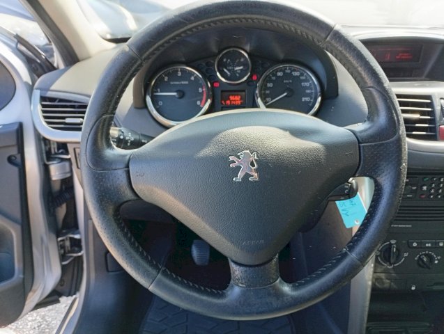 Peugeot Peugeot 207  1.6 HDi110 Executive Pack 5p