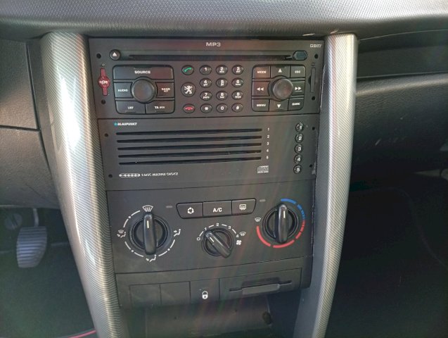 Peugeot Peugeot 207  1.6 HDi110 Executive Pack 5p
