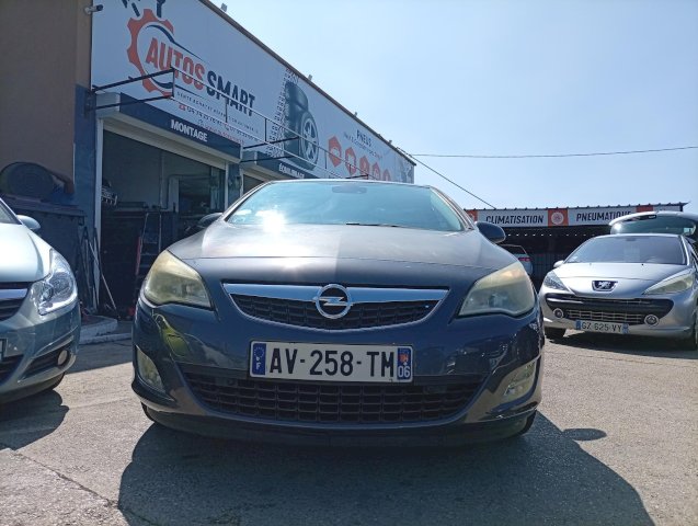 Opel Opel Astra III 1.7 CDTI125 FAP Cosmo