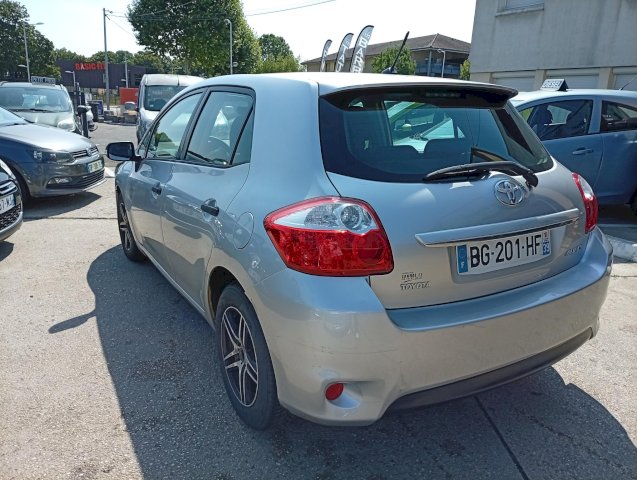 Toyota Toyota Auris  90 D-4D FAP Sportline Connect 5p