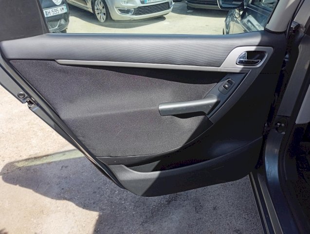 Citroën Citroën C4 II 1.6 HDi110 FAP Confort 5p