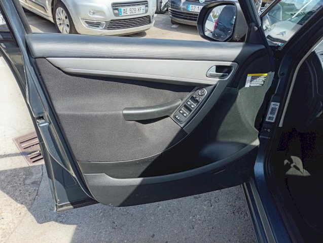 Citroën Citroën C4 II 1.6 HDi110 FAP Confort 5p