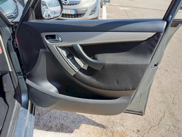 Citroën Citroën C4 II 1.6 HDi110 FAP Confort 5p