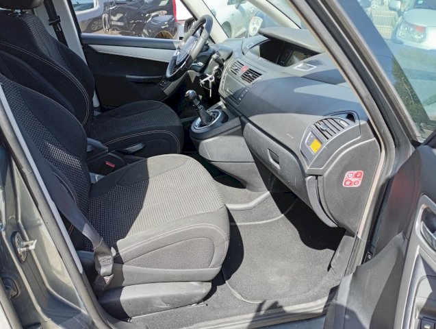 Citroën Citroën C4 II 1.6 HDi110 FAP Confort 5p