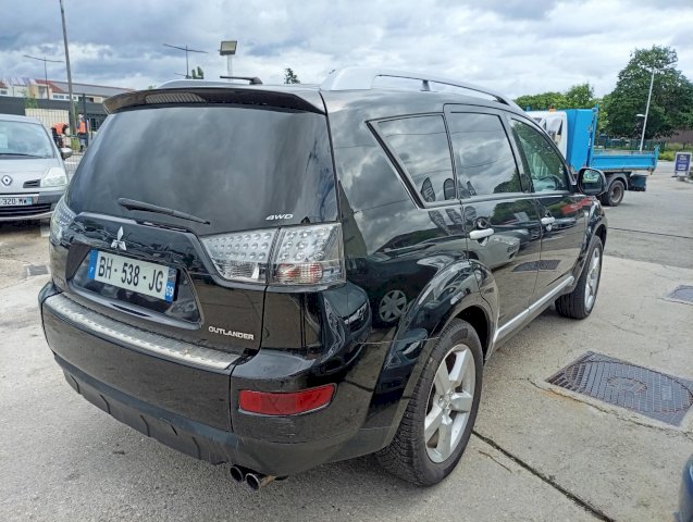Mitsubishi Mitsubishi Outlander II 2.0 DI-D Instyle