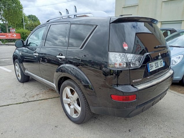 Mitsubishi Mitsubishi Outlander II 2.0 DI-D Instyle