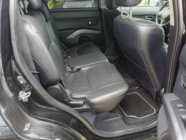 Mitsubishi Mitsubishi Outlander II 2.0 DI-D Instyle