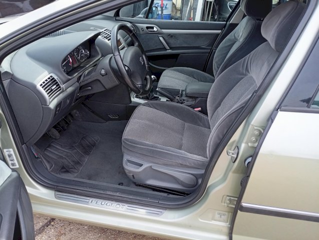 Peugeot Peugeot 407  2.0 HDi126 Confort FAP