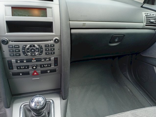 Peugeot Peugeot 407  2.0 HDi126 Confort FAP