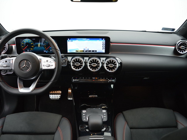 Mercedes-Benz Mercedes-Benz Classe A 250 E EQ POWER 8G AMG LINE