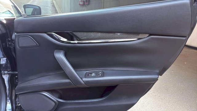 MASERATI Maserati Quattroporte VI 3.0 V6 275ch Start/Stop Diesel