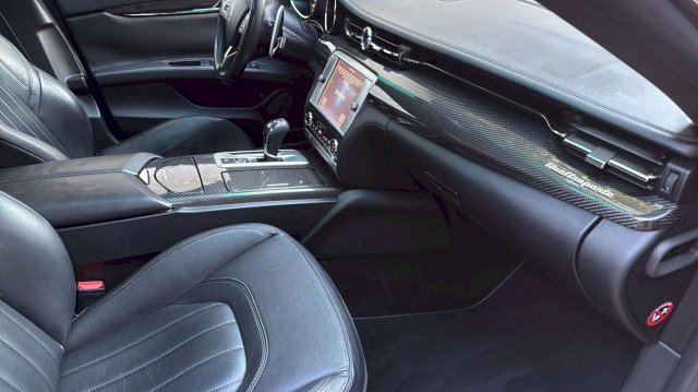 MASERATI Maserati Quattroporte VI 3.0 V6 275ch Start/Stop Diesel