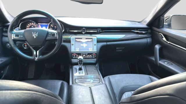 MASERATI Maserati Quattroporte VI 3.0 V6 275ch Start/Stop Diesel
