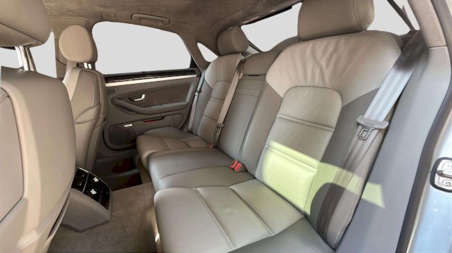 AUDI Audi S8 II 5.2 V10 450ch quattro Tiptronic