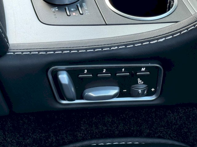 Aston-Martin Aston-Martin Rapide  V12 5.9 560ch S Touchtronic 3
