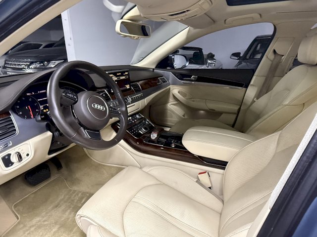 AUDI Audi A8 III 4.2 V8 FSI 372ch Avus quattro Tiptronic
