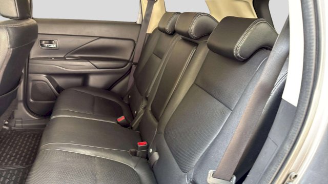 Mitsubishi Mitsubishi Outlander 2.0 PHEV 