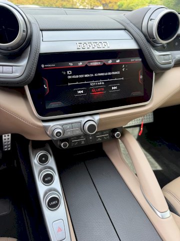Ferrari Ferrari Gtc4lusso  V12 6.3 690ch