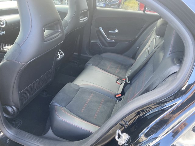 Mercedes-Benz A220d AMG-LINE BVA