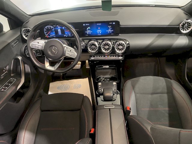 Mercedes-Benz A220d AMG-LINE BVA