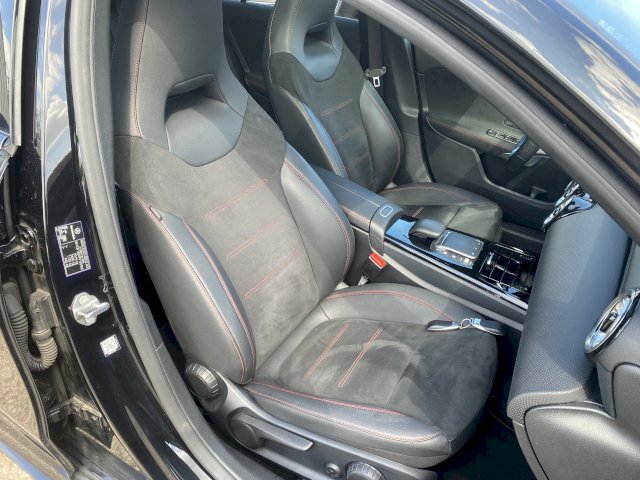 Mercedes-Benz A220d AMG-LINE BVA