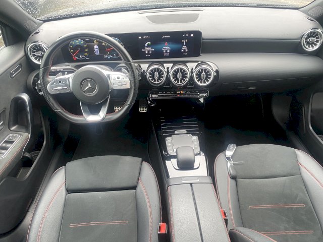 Mercedes-Benz A200 163CV AMG LINE BVA