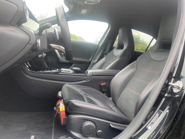 Mercedes-Benz A200 163CV AMG LINE BVA