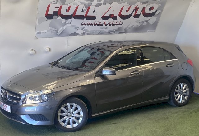 Mercedes-Benz A180 