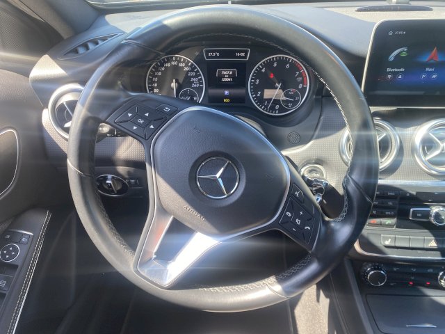 Mercedes-Benz A180 