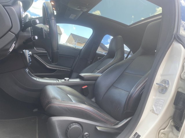 Mercedes-Benz Mercedes-Benz CLA I (C117) 220 CDI 177ch Fascination 7G-DCT