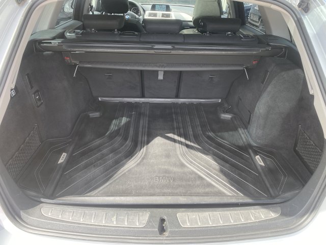 BMW 320D X-DRIVE TOURING
