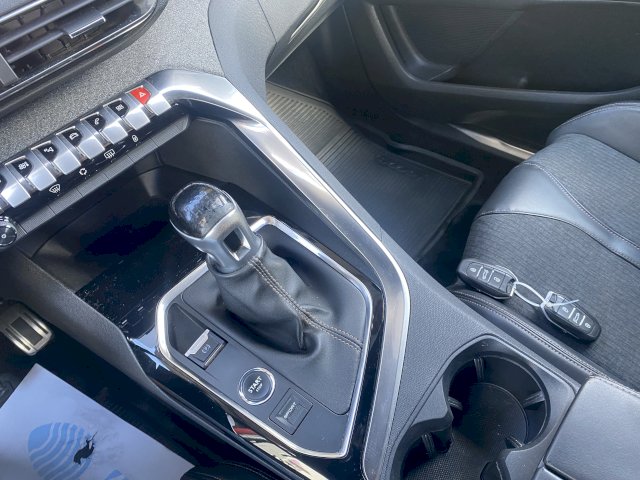 Peugeot Peugeot 5008 BLUEHDI 150CV GT LINE 