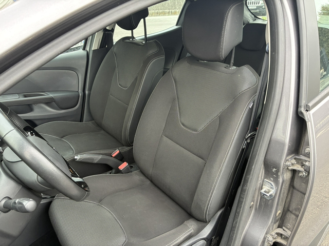 Renault Renault Clio IV (B98) 1.5 dCi 90ch energy Zen 82g 5p