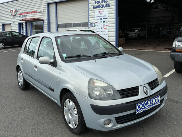 Renault Renault Clio II (B/C65) 1.5 dCi 80ch Confort Pack Clim Dynamique 5p