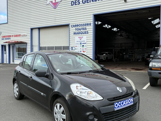 Renault Renault Clio III 1.5L DCI 70 PEPITE + CLIM