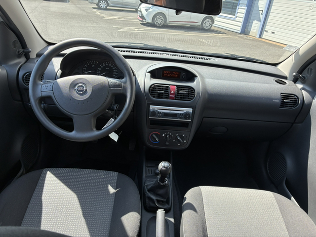Opel Opel Corsa III 1.0 Twinport Essentia 5p
