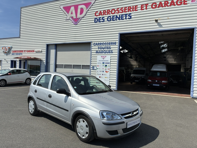 Opel Opel Corsa III 1.0 Twinport Essentia 5p