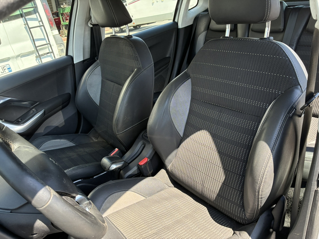 Peugeot Peugeot 2008  1.6 e-HDi92 FAP Allure