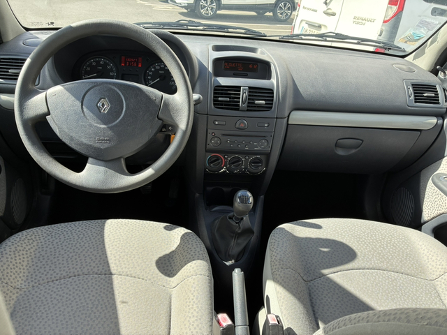 Renault Renault Clio II 1.2 16v Campus Authentique 5p