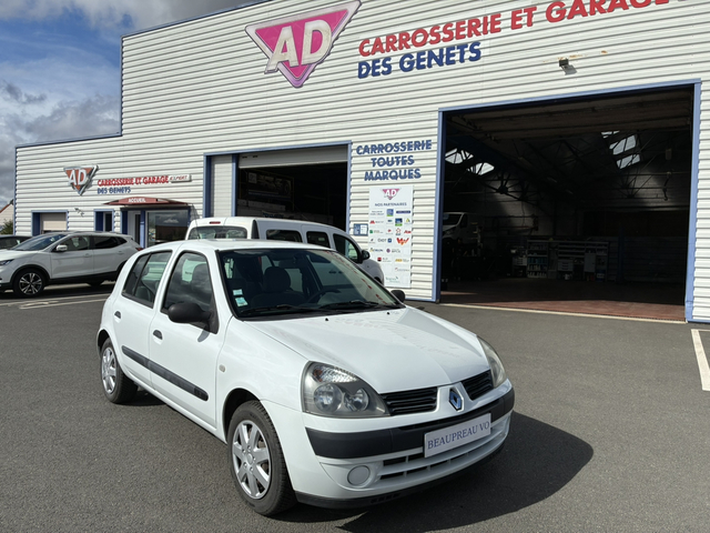 Renault Renault Clio II 1.2 16v Campus Authentique 5p