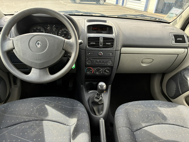 Renault Renault Clio II (B/C65) 1.5 dCi 65ch Authentique 5p