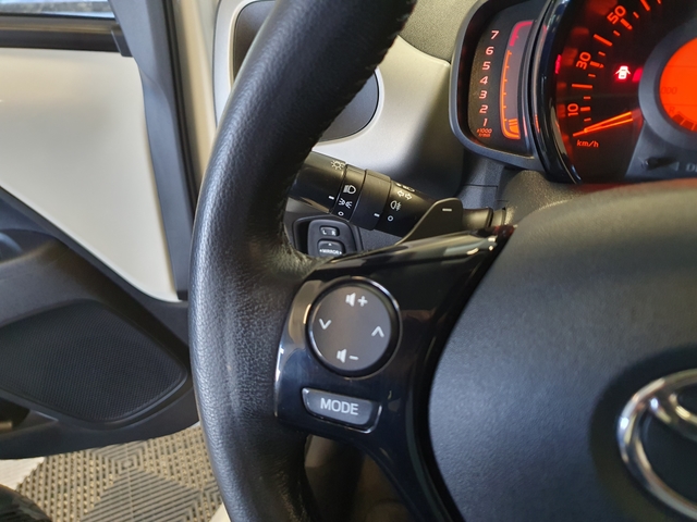 Toyota Toyota Aygo II 1.0 VVT-i 69ch x-play x-shift 5p