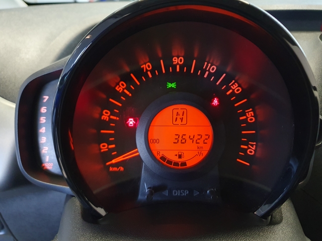 Toyota Toyota Aygo II 1.0 VVT-i 69ch x-play x-shift 5p