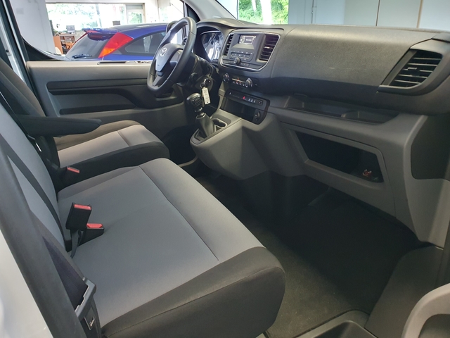 Toyota Toyota Proace Verso Combi Medium 1.5 120ch D-4D Dynamic 9 places