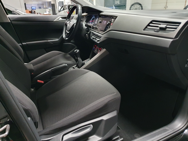 Volkswagen Volkswagen Polo 1.0 TSI 95ch Confortline Business 5p- Carplay - Véhicule français