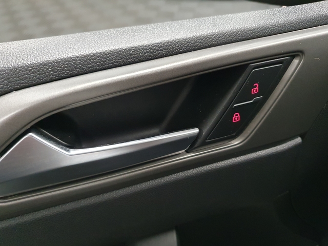 Volkswagen Volkswagen Polo 1.0 TSI 95ch Confortline Business 5p- Carplay - Véhicule français