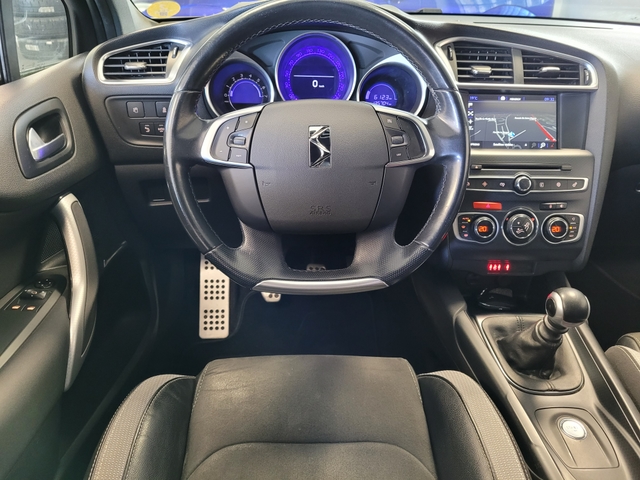 DS DS  4 Crossback 1.6 BlueHdi 120ch Sport Chic BV6