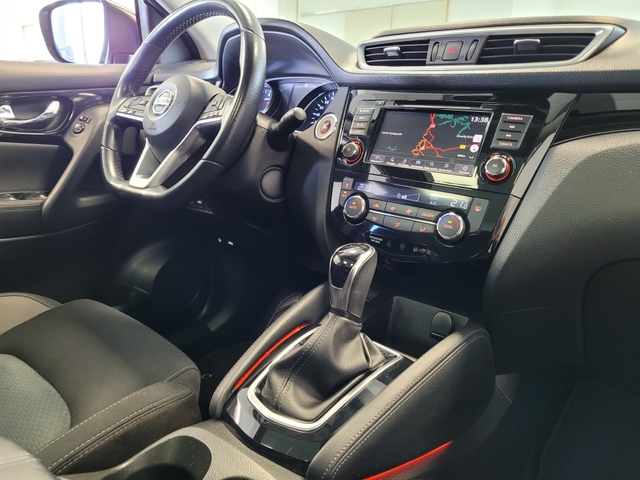 Nissan Nissan Qashqai 1.3 DIG-T 158ch N Connecta DCT7