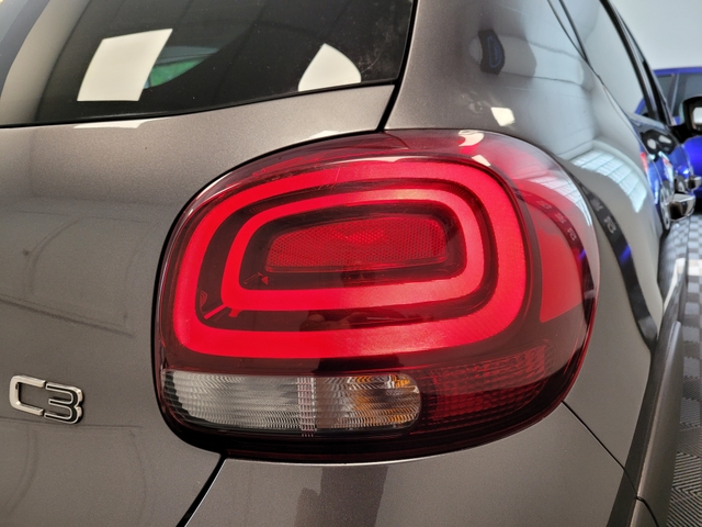 Citroen Citroën C3 III 1.5 BlueHDi 100ch Shine BV6 5p