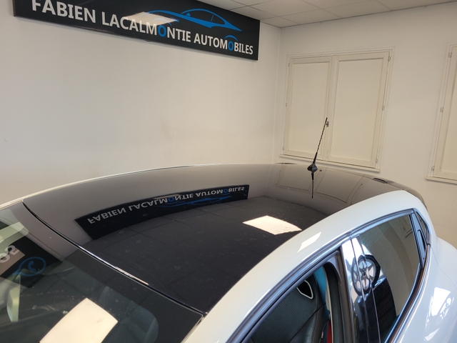 Renault Renault Clio IV R.S. 1.6T 220ch RS TROPHY EDC